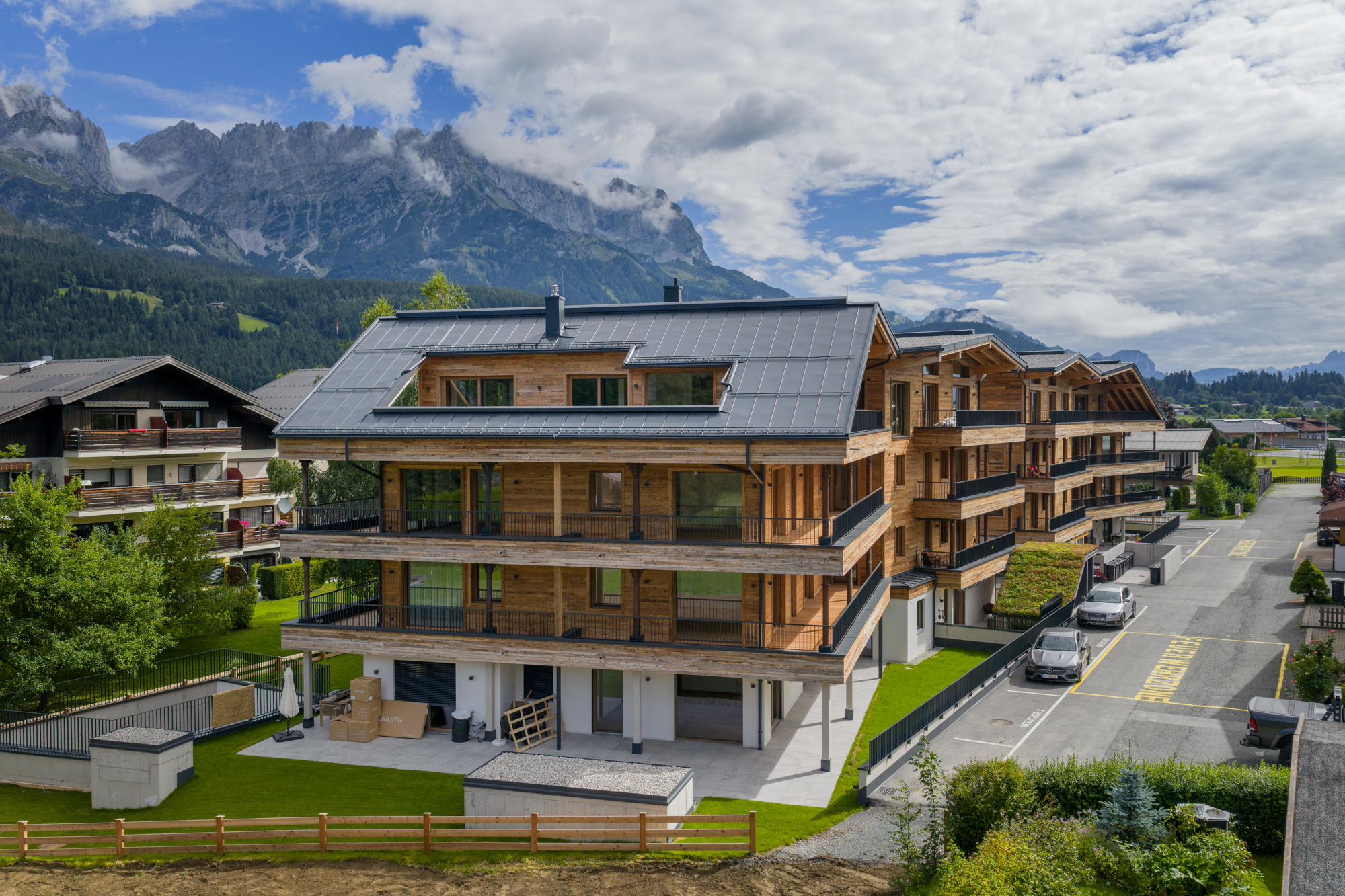 Neubauwohnungen am Ortsrand von Ellmau in Tirol